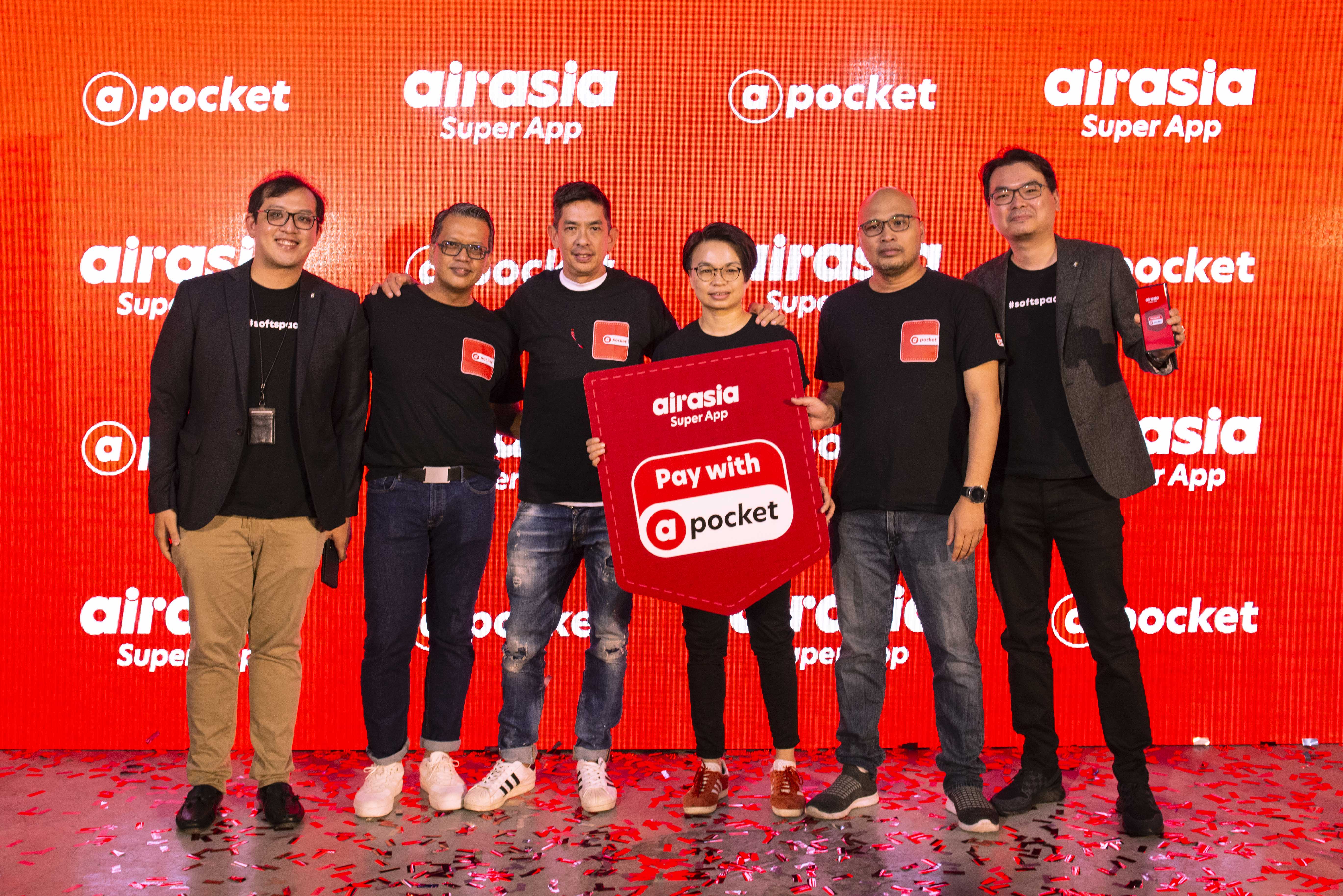 (From left) Chris Leong, CEO of Fass Payment Solutions, Mohamad Hafidz Mohd Fadzil, airasia Super App's chief fintech officer, Colin Currie, president (Commercial), Capital A, Amanda Woo, CEO of airasia Super App, Mohammad Razak Bin Abd Hamid, head of enterprise eayments, airasia Super App, and Joel Tay, CEO of Soft Space at the launch event of airasia pocket