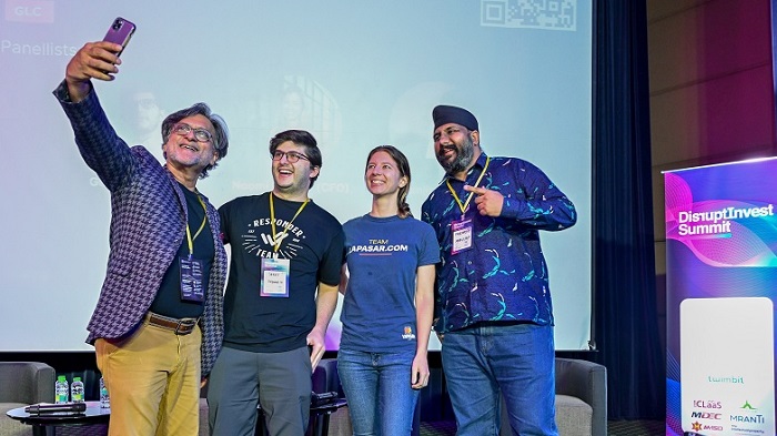(L2R): Anwar Jumabhoy with Gerardo Salandra, CEO and founder of Respond.io, Noomi Fessler, CFO of Lapasar and Paramjit Singh, Chief Investment Officer of Mavcap.