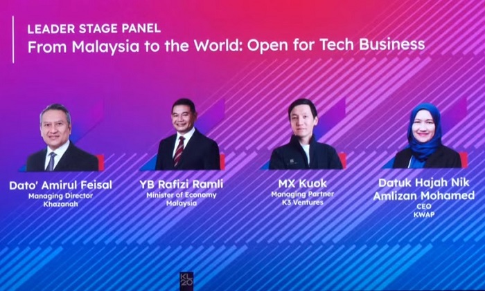 Panellist making the case for Malaysia as an attractive startup destination.