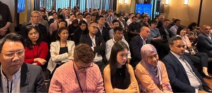 The audience at the event. Anuar Fariz (5th from left), MDEC's new CEO attended as well. 