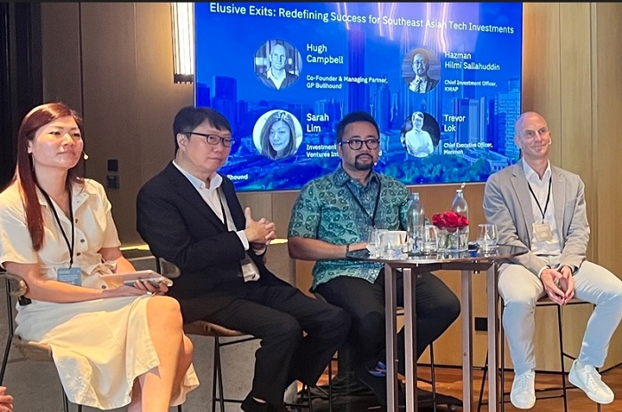 (L2R): Sarah Tan, Investment Partner at OSK Ventures; Trevor Lok, founder of insurance software company, Fermion Merimen; Hazman Hilmi, Chief Investment Officer at KWAP; and Hugh Campbell, co-founder and managing partner of GP Bullhound.