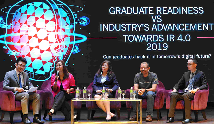 (Panelists, L to R) Jensen Ooi, research manager for IDC Asia Pacific, Salika Suksuwan, executive director of human capital at PWC Malaysia, Tan Lin Nah acting chief executive officer of INTI, Amran Hassan, head of innovation at Maybank and Wong Chan Wai, head of research unit, Human Resources Development Fund (HRDF) Malaysia.