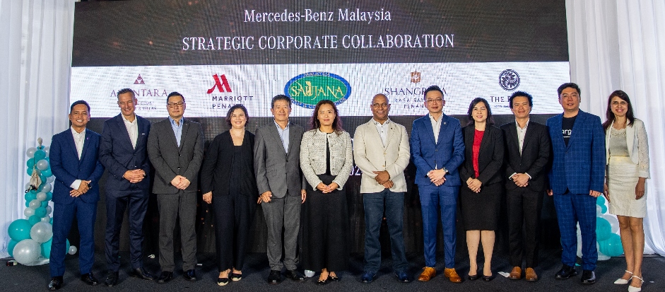 Amanda Zhang, CEO & president, Mercedes-Benz Malaysia (6th from left), together with prestigious hotels, golf course, & charging partners announcing a transformative corporate collaboration nationwide