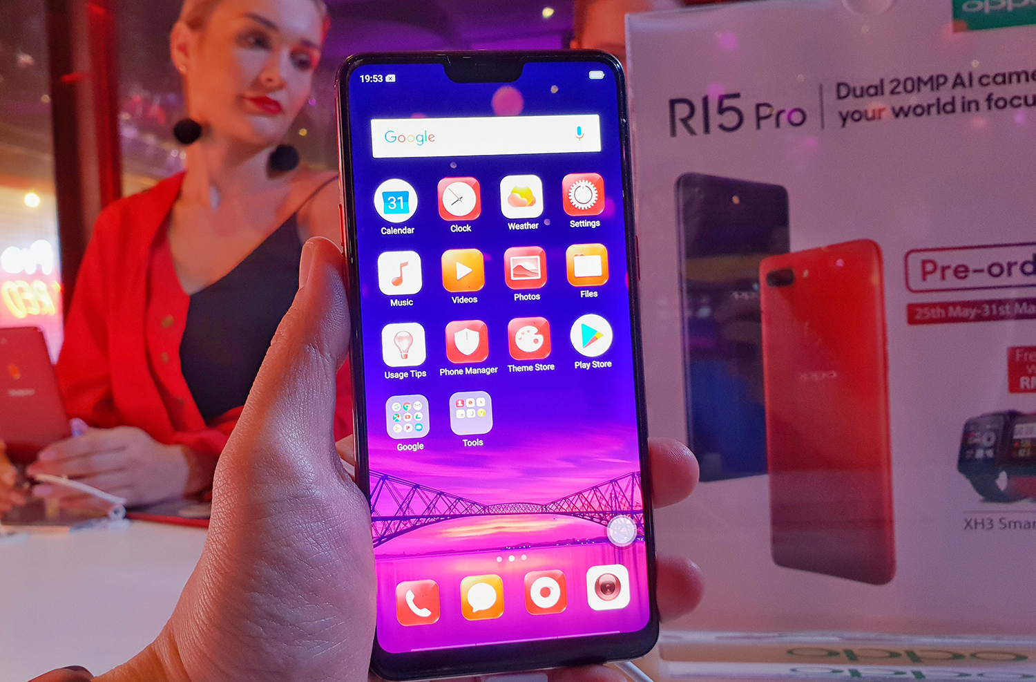 Oppo banks on AI for R15 Pro smartphone