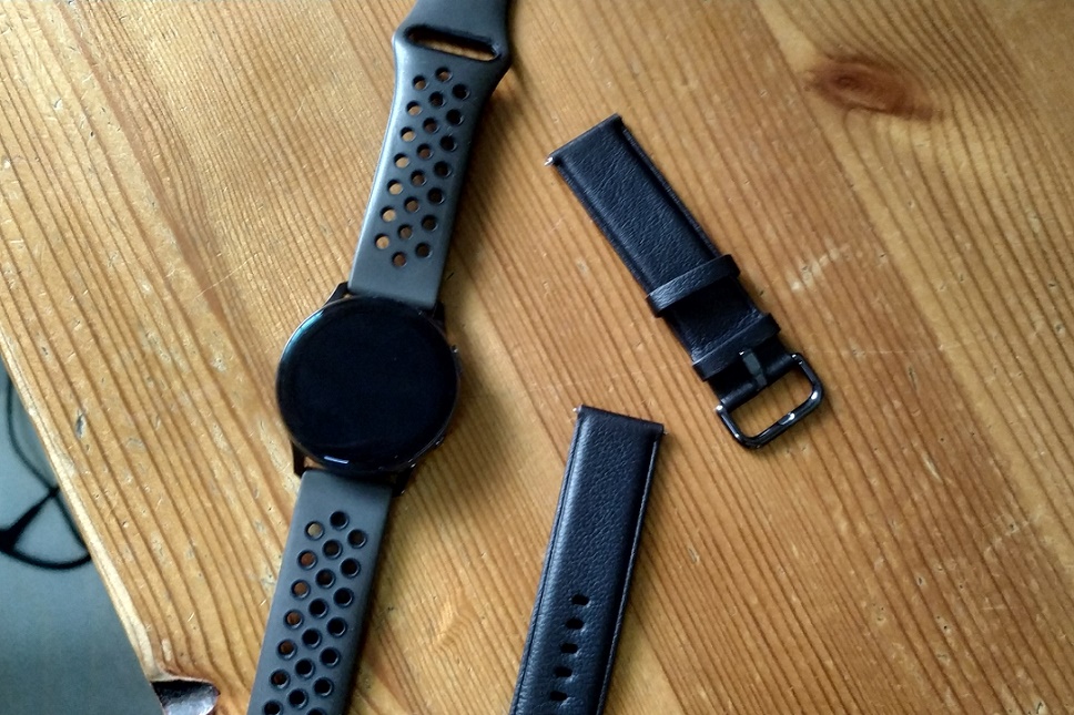 Review: Samsung Active Watch2 for the more style-conscious