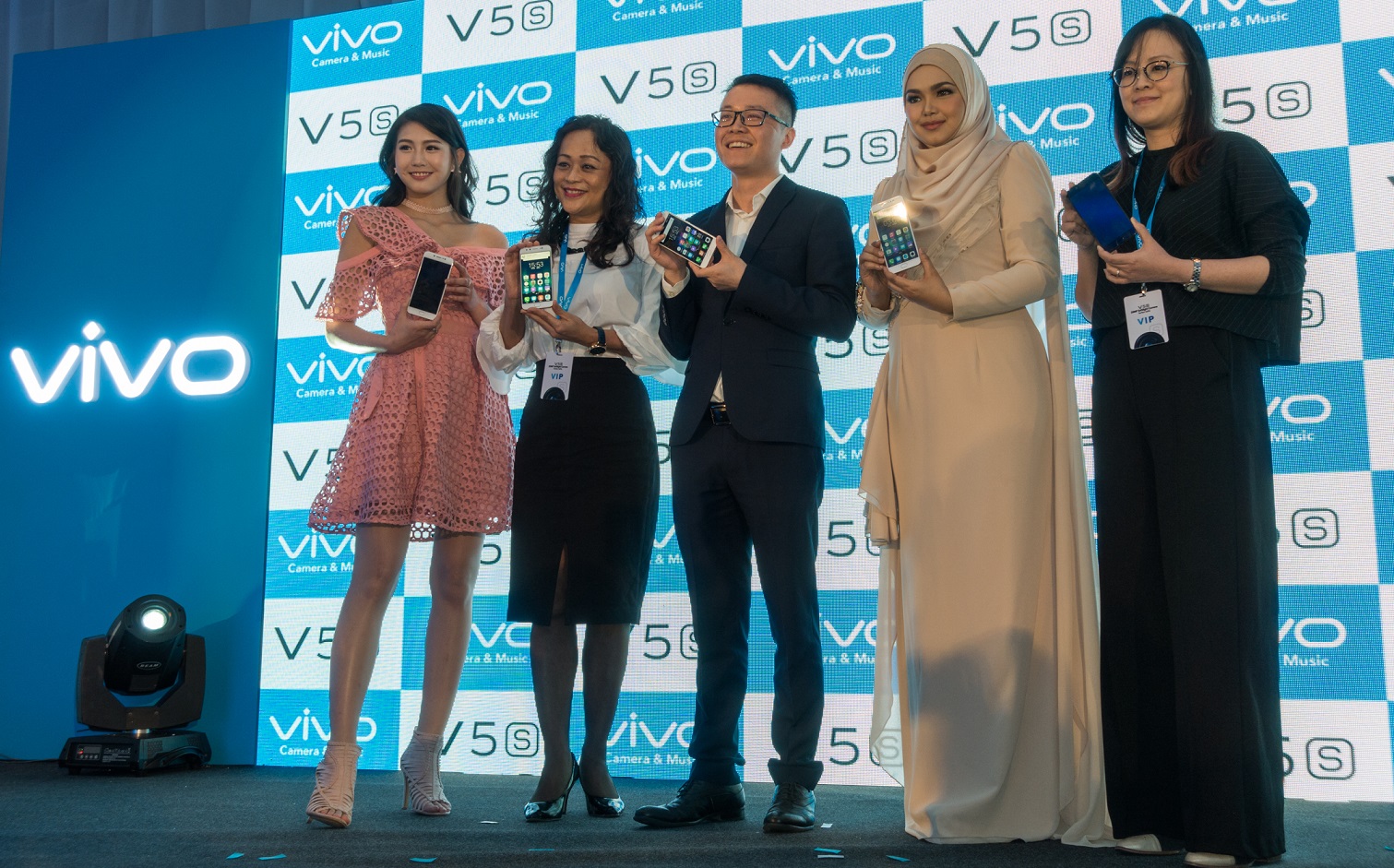 Vivo V5s to woo selfie- and music-loving crowd