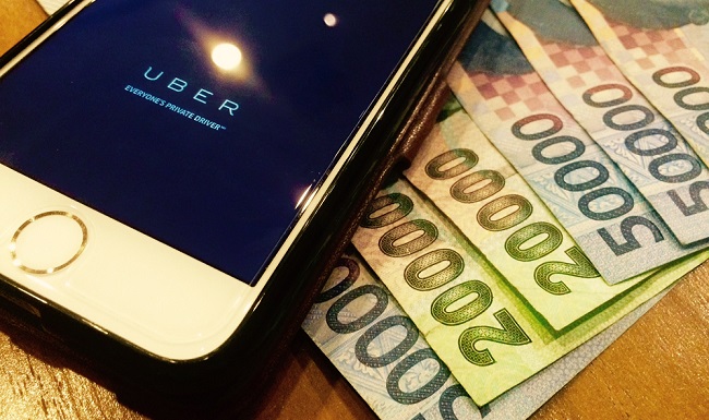 Uber uji coba layanan pembayaran tunai di Bandung