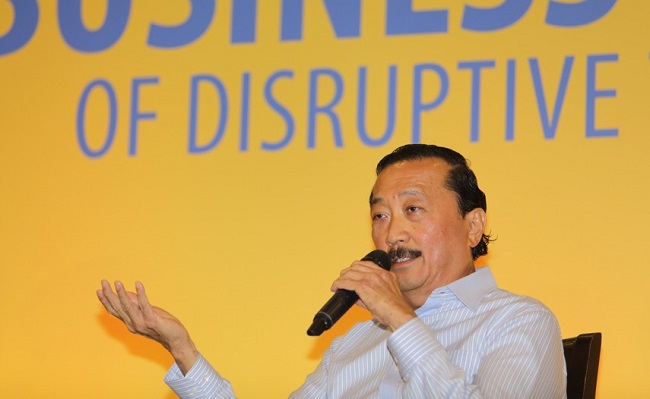 What’s Next 2016: Brick-and-mortar world will always be around, says Vincent Tan