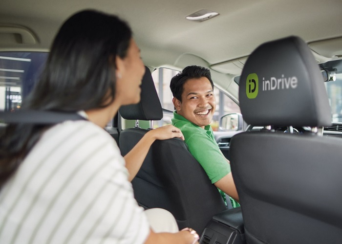 The number of users in Malaysia's ride-hailing market is expected to grow, reaching 11.47 million by 2029, with user penetration increasing from 28.1% in 2024 to 31.5% by 2029.