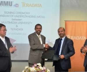 Multimedia University and Teradata ink MoU to equip students with big data analytics skills