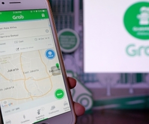 Grab launches motorbike ride-sharing services in Jakarta