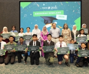 Maxis Anugerah Gemilang eKelas student grant programme recognises academic growth through digital learning
