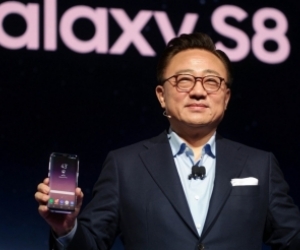 Samsungâ€™s Galaxy S8 aims to break smartphone conventions