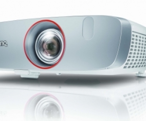 BenQ launches gaming projector