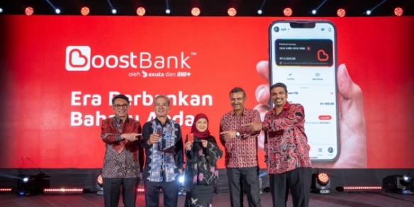 Boost Bank launches pioneering embedded digital bank app to Malaysian